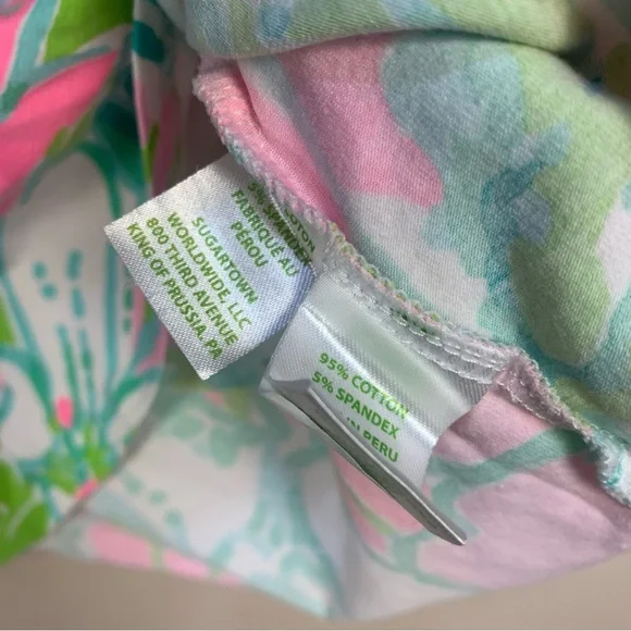 Lily Pulitzer Michele Flamingo Don’t Give a Cluck Pink Print V Neck T Shirt - Picture 5 of 12